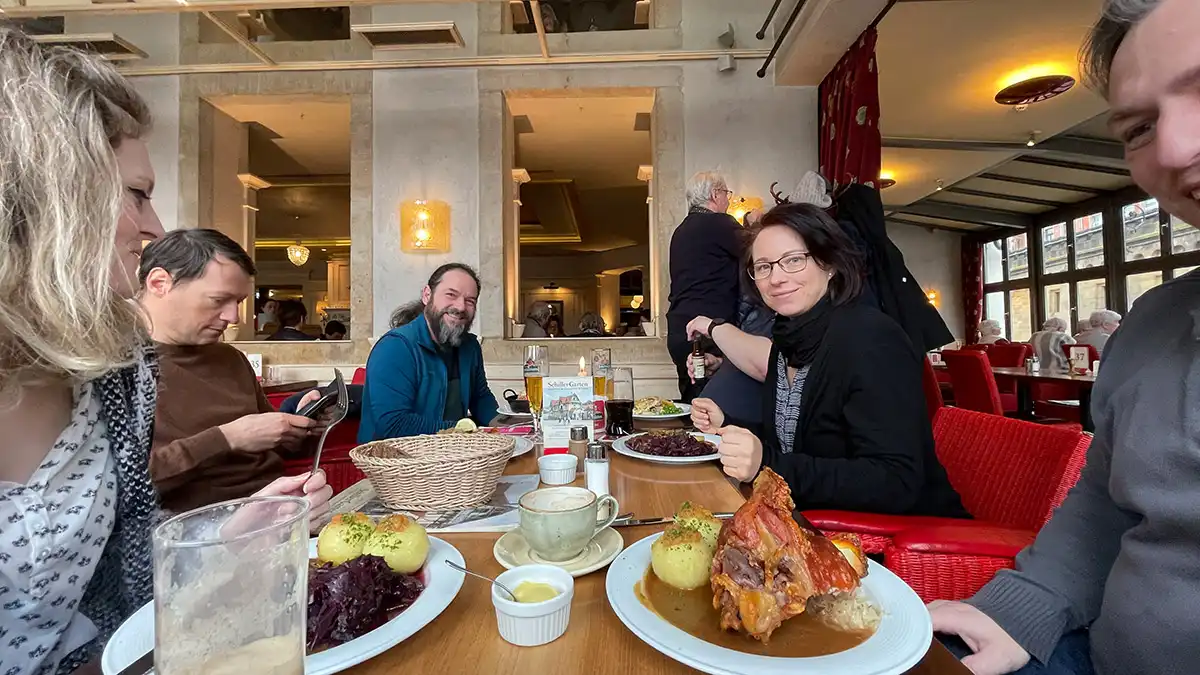 Internetagentur aus Pirna - Weihnachtsfeier im Januar 2024 - Mittagessen im Schillergarten