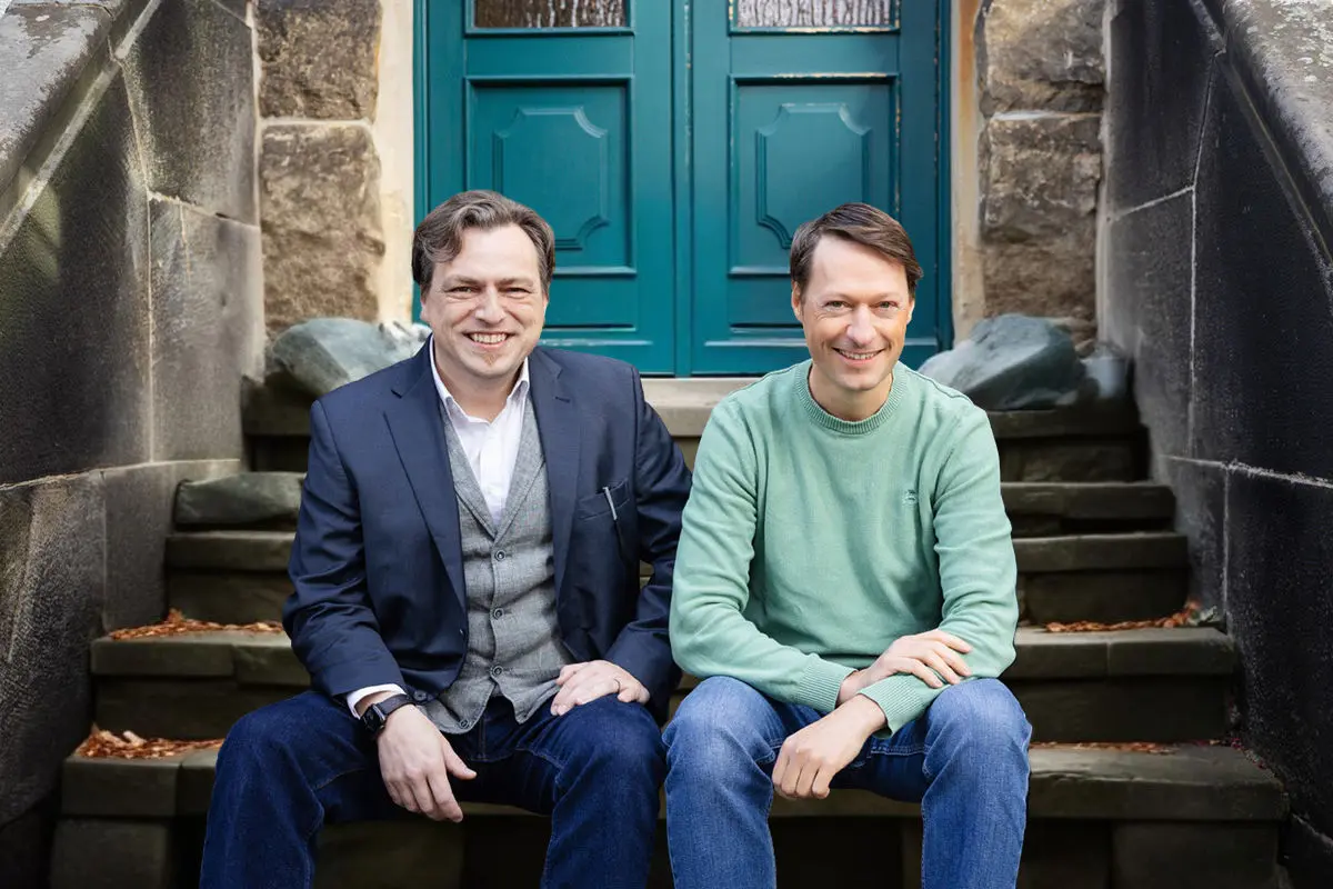 Marek und Martin von der webeluno GmbH