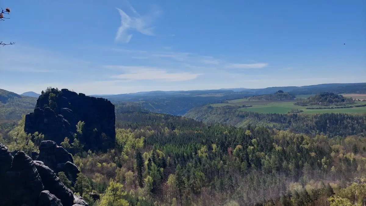Wanderung durch die Schrammsteine - Blick auf den Rauenstein, Zirkelstein und die Kaiserkrone